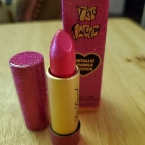 Too Faced lipstick